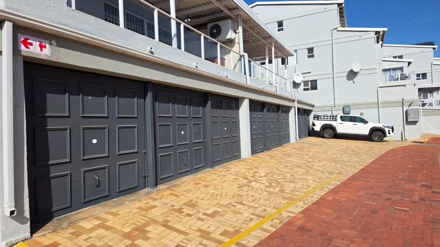 2 Bedroom Property for Sale in De Bakke Western Cape